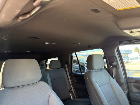 Used 2022 GMC Yukon SLE image 13