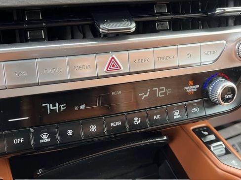 Used 2024 Kia Telluride EX X-Line image 21