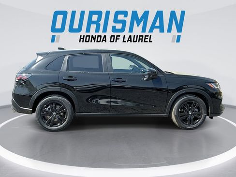 New 2026 Honda HR-V Sport image 9