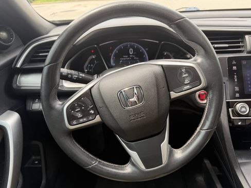 Used 2018 Honda Civic EX-L image 11