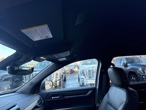 New 2026 GMC Acadia Elevation image 15