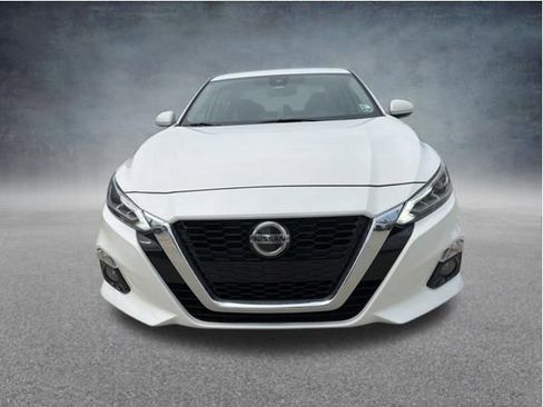 Used 2019 Nissan Altima 2.5 SV FWD image 15