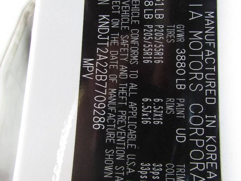 Used 2011 Kia Soul + w/ Audio Pkg FWD image 46