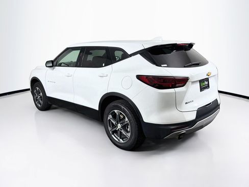 Used 2025 Chevrolet Blazer LT FWD image 5