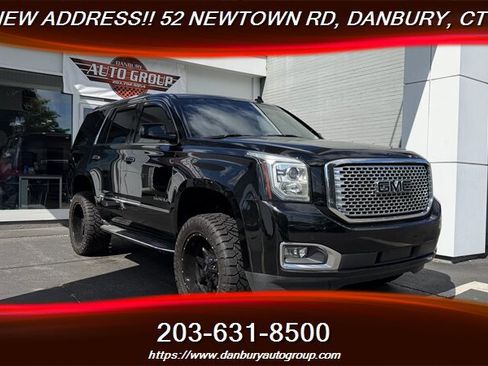Used 2015 GMC Yukon Denali w/ Touring Package AWD/4WD image 7