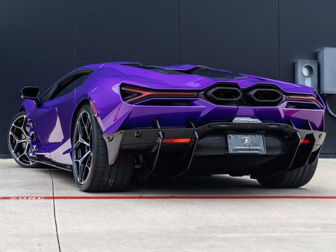 Used 2025 Lamborghini Revuelto AWD/4WD image 8