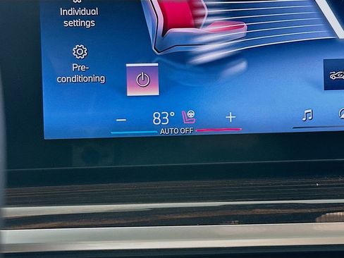 New 2026 BMW X5 xDrive40i w/ Climate Comfort Package image 27