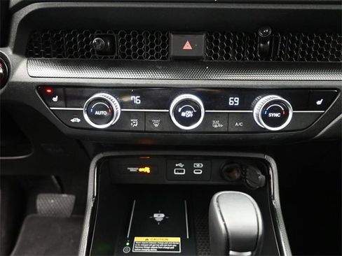 Certified 2025 Honda CR-V Sport-L image 9