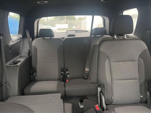 Used 2023 Chevrolet Traverse LT AWD/4WD image 29
