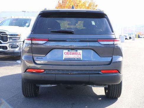 New 2025 Jeep Grand Cherokee Limited AWD/4WD image 4