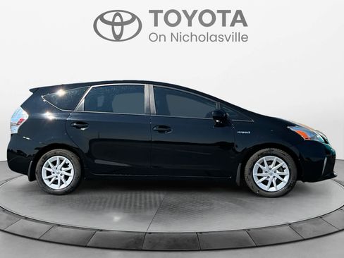 Used 2013 Toyota Prius V Two FWD image 6