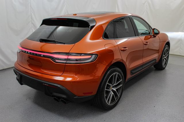 Used 2023 Porsche Macan AWD/4WD image 10