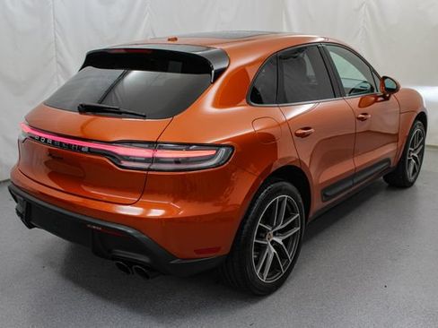 Used 2023 Porsche Macan AWD/4WD image 10