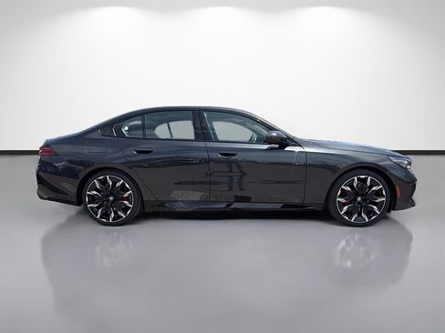 New 2026 BMW 530i xDrive w/ M Sport Package image 2