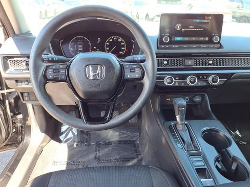 Used 2023 Honda Civic LX image 9