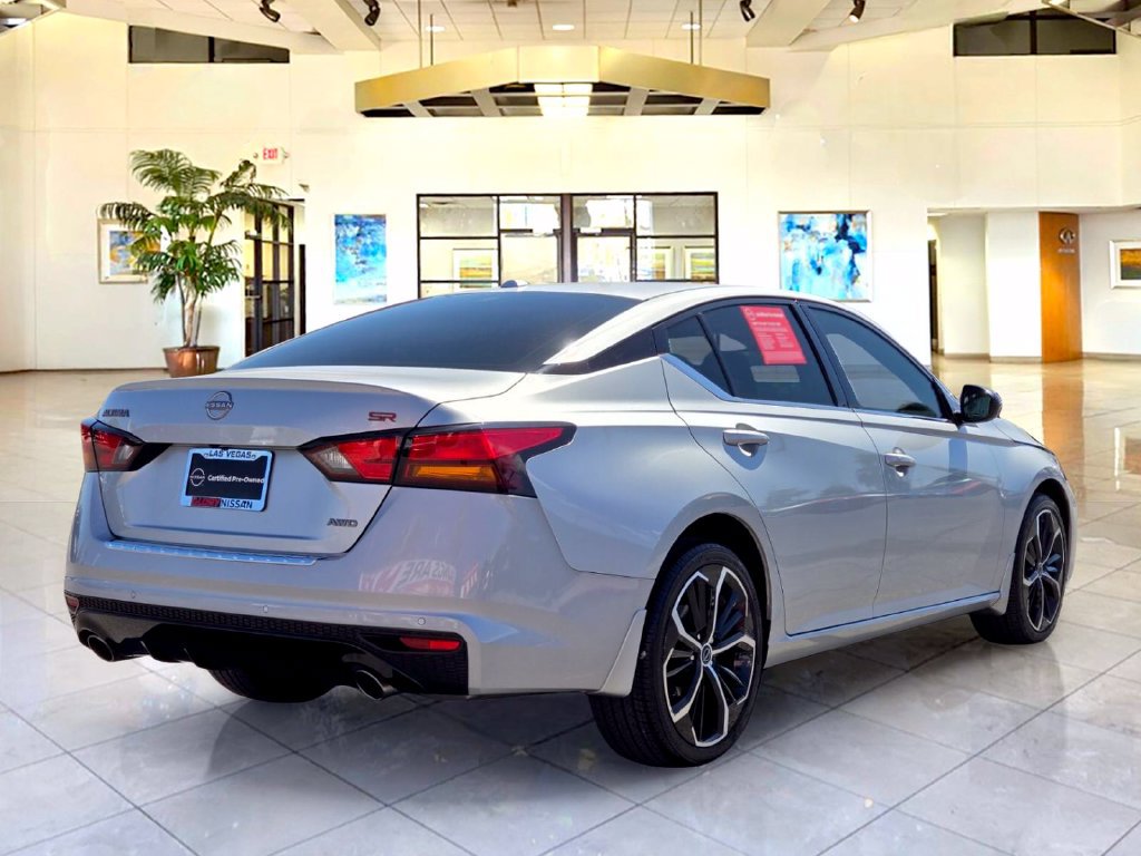 Certified 2023 Nissan Altima 2.5 SR AWD/4WD image 5