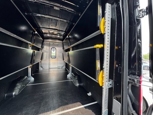 Used 2023 Ford Transit 250 148 High Roof Extended w/ Load Area Protection Package RWD image 26