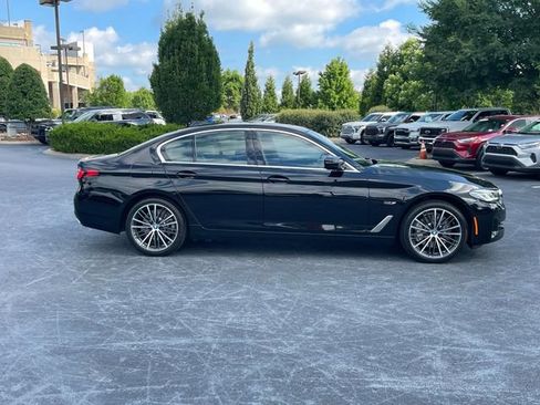 Used 2023 BMW 530e xDrive AWD/4WD image 2