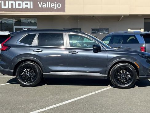 Used 2025 Honda CR-V Sport-L image 3