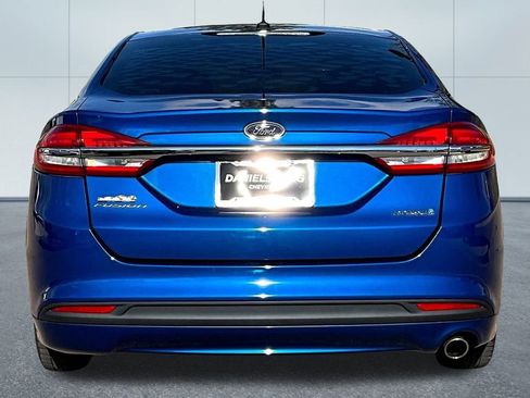 Used 2018 Ford Fusion S image 4