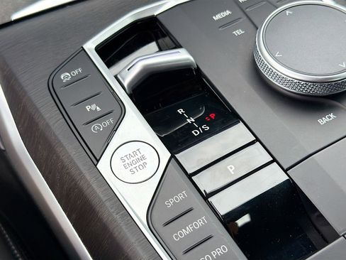 Certified 2024 BMW 330i Sedan image 28