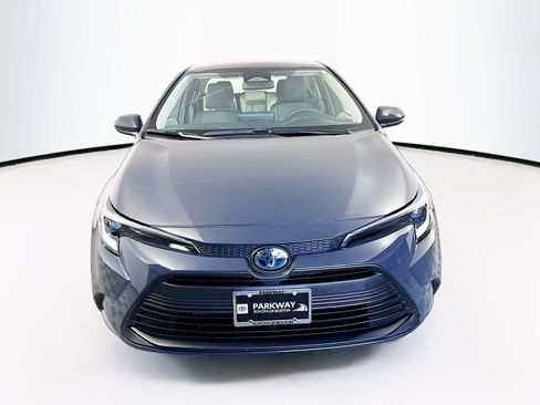 Certified 2024 Toyota Corolla LE w/ LE Convenience Package AWD/4WD image 2