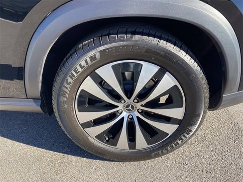 Used 2025 Mercedes-Benz GLE 350 4MATIC image 11