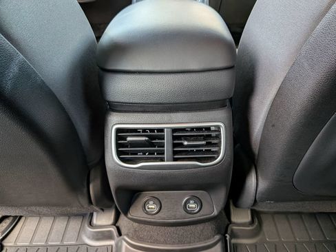 Used 2023 Hyundai Santa Fe SEL FWD image 35