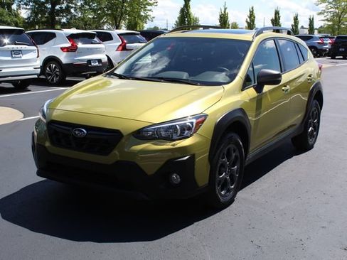 Used 2022 Subaru Crosstrek 2.5i Sport w/ Moonroof Package AWD/4WD image 8