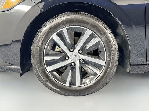 Certified 2023 Honda Civic LX image 28