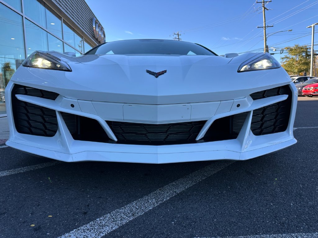 Used 2026 Chevrolet Corvette Z06 RWD image 32