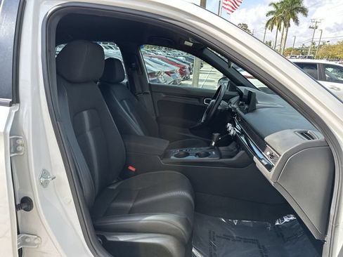 Used 2023 Honda Civic Sport image 29