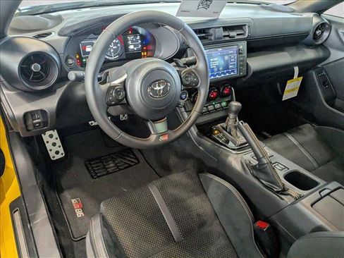 New 2026 Toyota GR86 YUZU Limited image 5