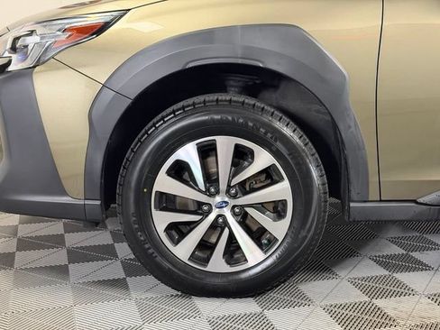 Used 2024 Subaru Outback Premium AWD/4WD image 13