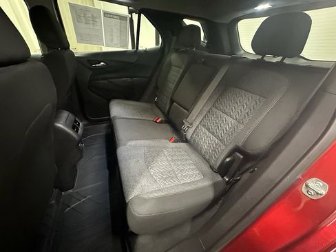 Certified 2024 Chevrolet Equinox LT w/ LPO, Floor Liner Package image 22