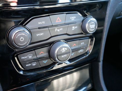 Used 2017 Chrysler 300 S w/ 300S Premium Group image 19