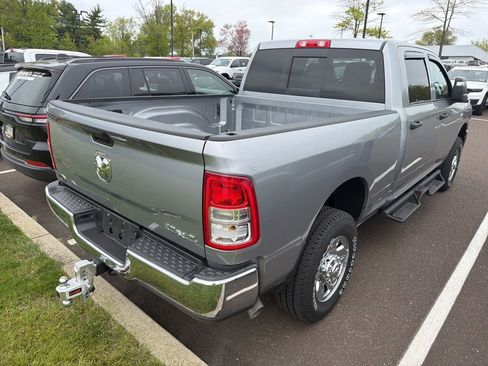 Used 2024 RAM 2500 Tradesman w/ Chrome Appearance Group AWD/4WD image 2