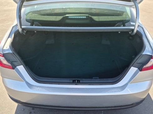 Used 2025 Toyota Camry LE FWD image 10