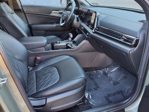 Used 2024 Kia Sportage X-Line w/ X-Line Premium Package image 11