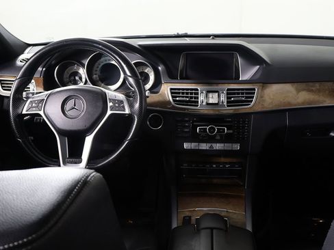 Used 2014 Mercedes-Benz E 350 4MATIC Sedan w/ Premium 1 Package image 37