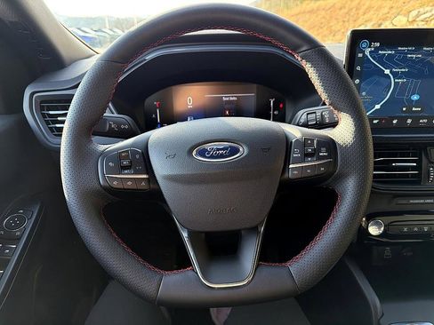 Used 2025 Ford Escape ST-Line w/ Tech Pack #1 image 13