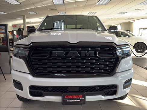 New 2026 RAM 1500 Big Horn AWD/4WD image 3