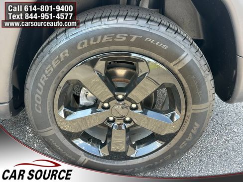 Used 2020 Jeep Compass Latitude FWD image 22