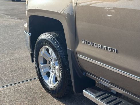 Used 2014 Chevrolet Silverado 1500 LTZ Z71 w/ LTZ Plus Package AWD/4WD image 18