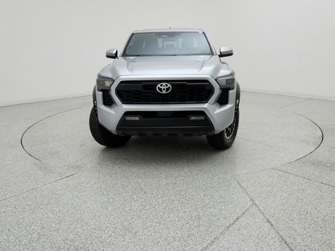 Used 2024 Toyota Tacoma TRD Off-Road w/ TRD Off Road Upgrade Package image 2