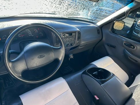 Used 2001 Ford F150 2WD Regular Cab image 16