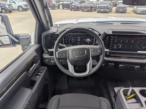 New 2026 GMC Sierra 2500 SLE w/ Preferred Package image 3