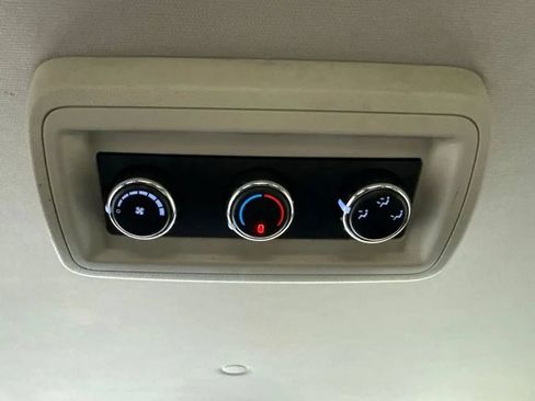 Used 2013 Dodge Grand Caravan FWD image 29