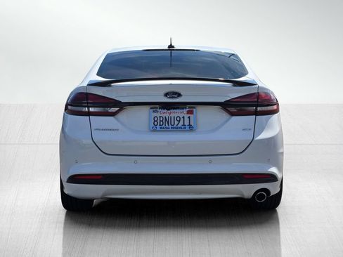 Used 2018 Ford Fusion SE w/ Equipment Group 201A FWD image 5