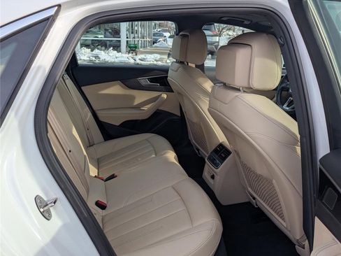 Used 2024 Audi A4 2.0T Premium Plus image 12